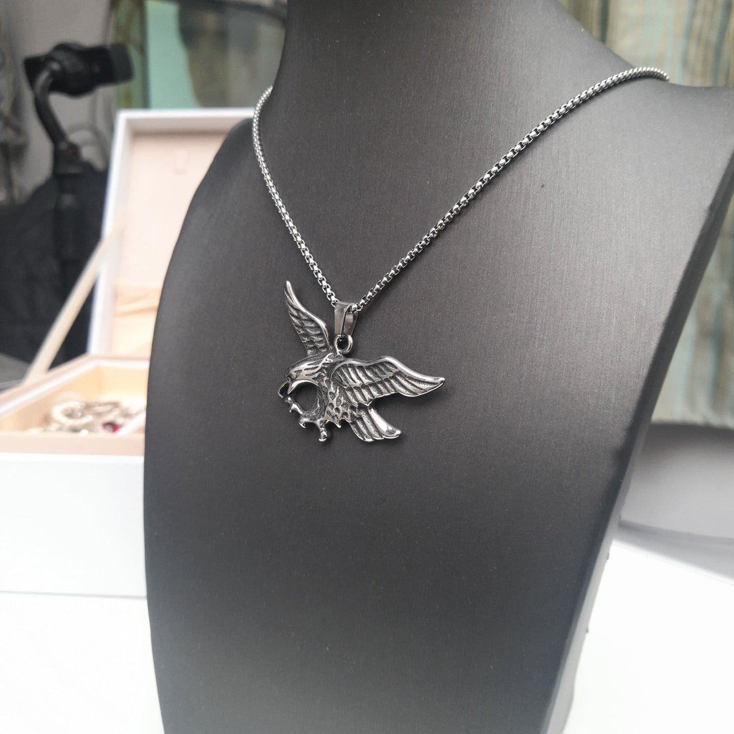 Collar de Águila