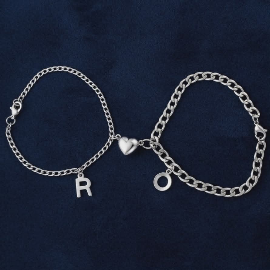Pulseras de Pareja | Corazón Imantado con Iniciales