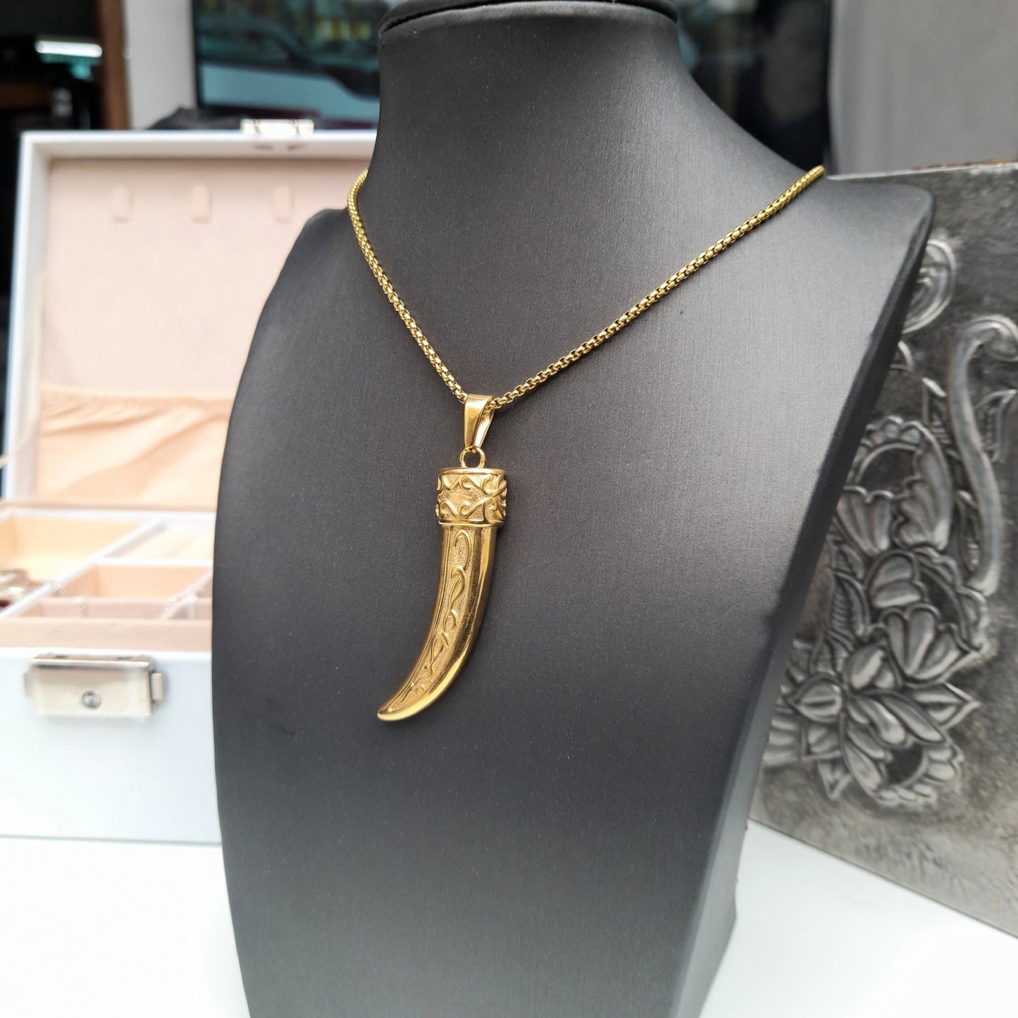 Collar Colmillo