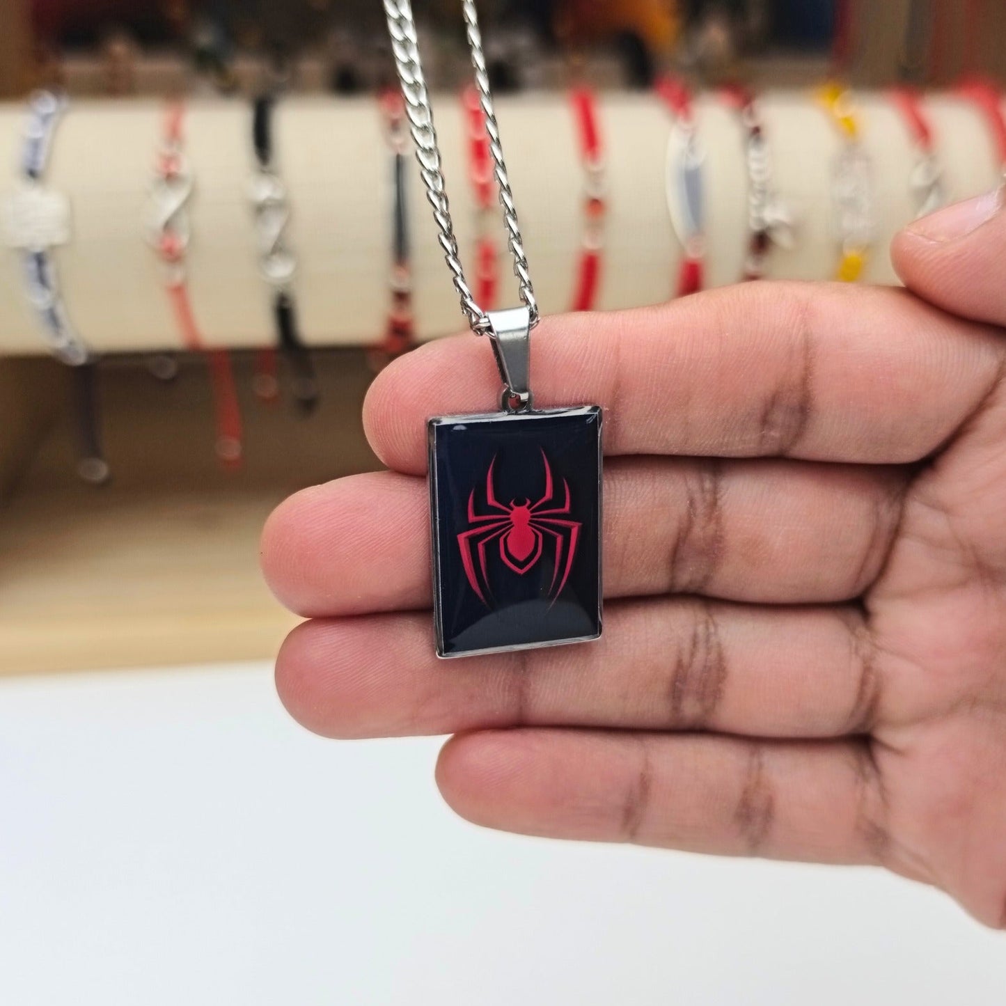 Collar Spiderman 03