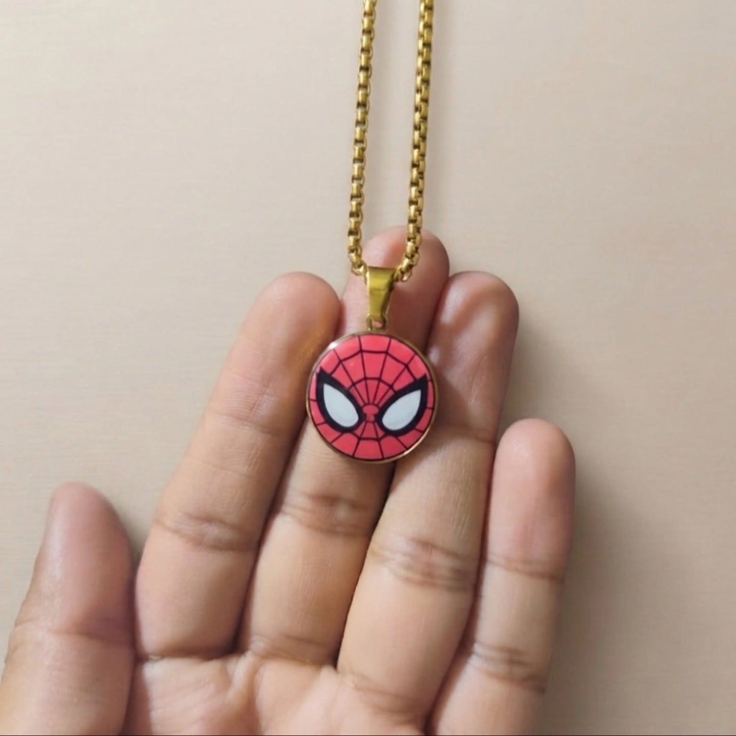 Collar Spiderman 04