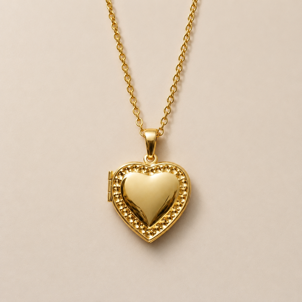 Collar relicario Corazón con Borde