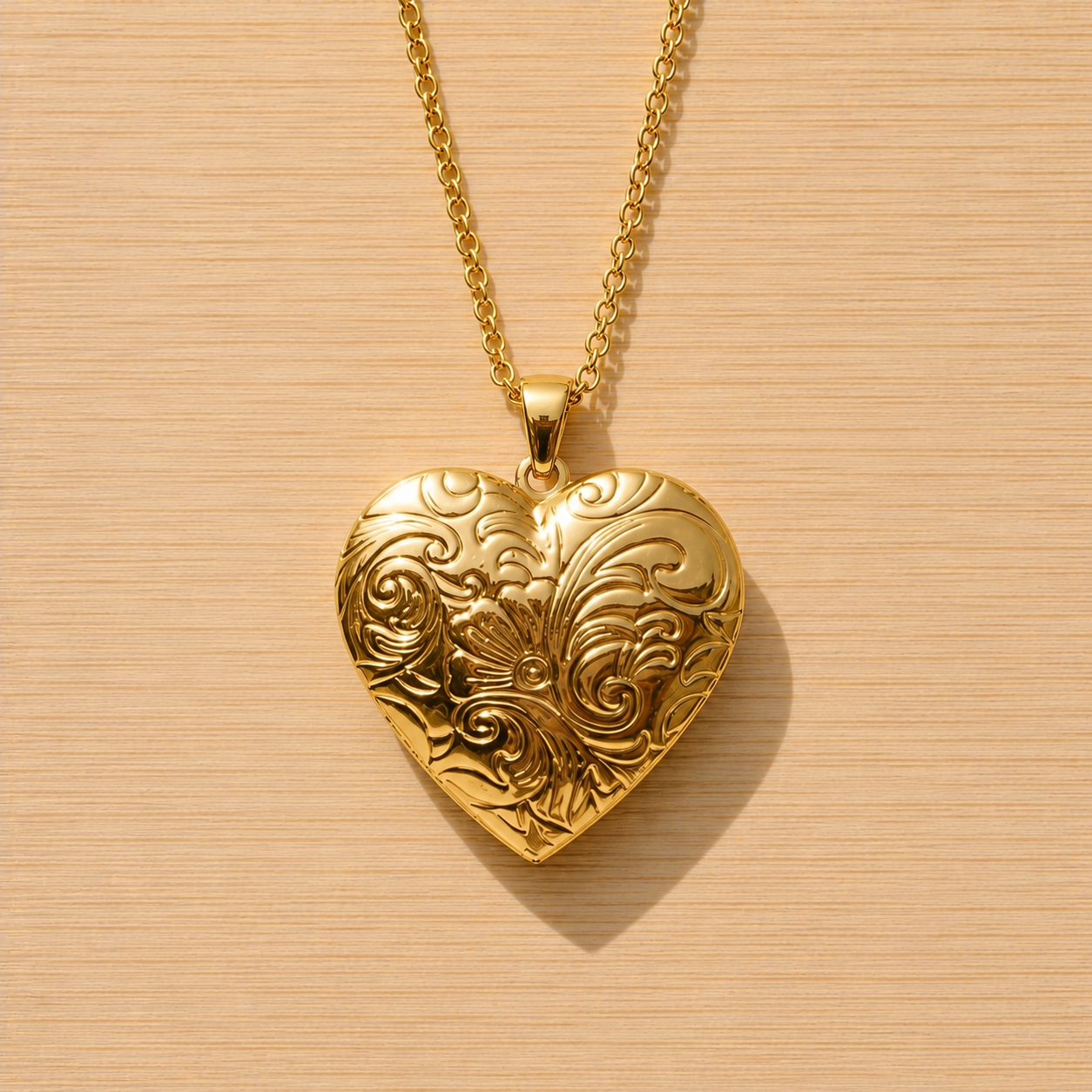 Collar relicario Corazón | Flores