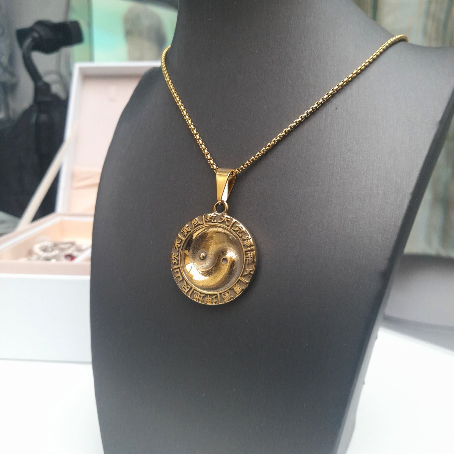 Collar de Yin Yang
