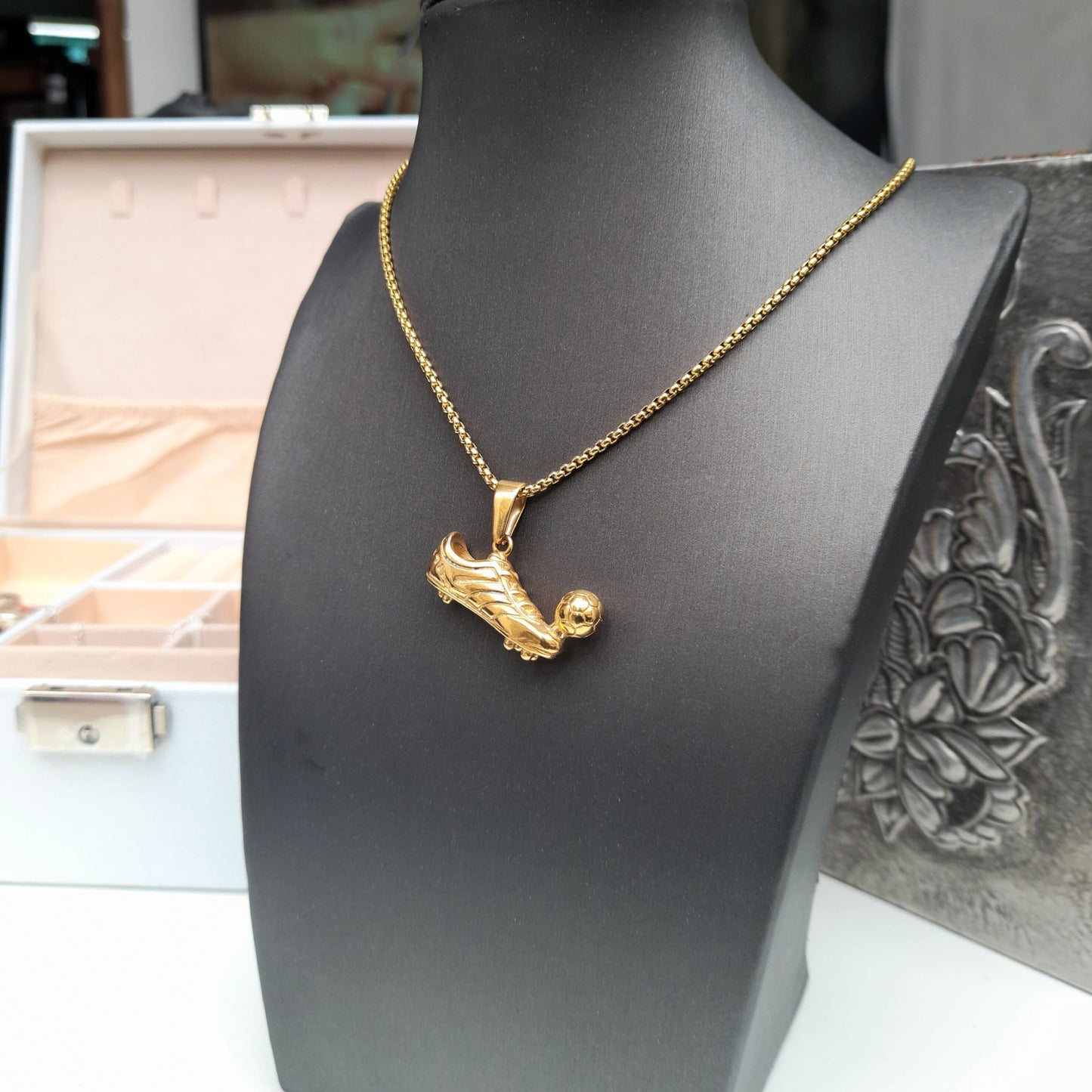 Collar futbolero