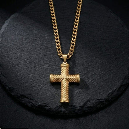 Collar Cruz Texturada