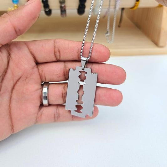 Collar de Cuchilla
