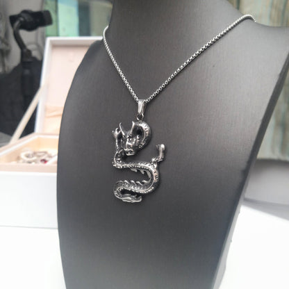 Collar de Dragón 02