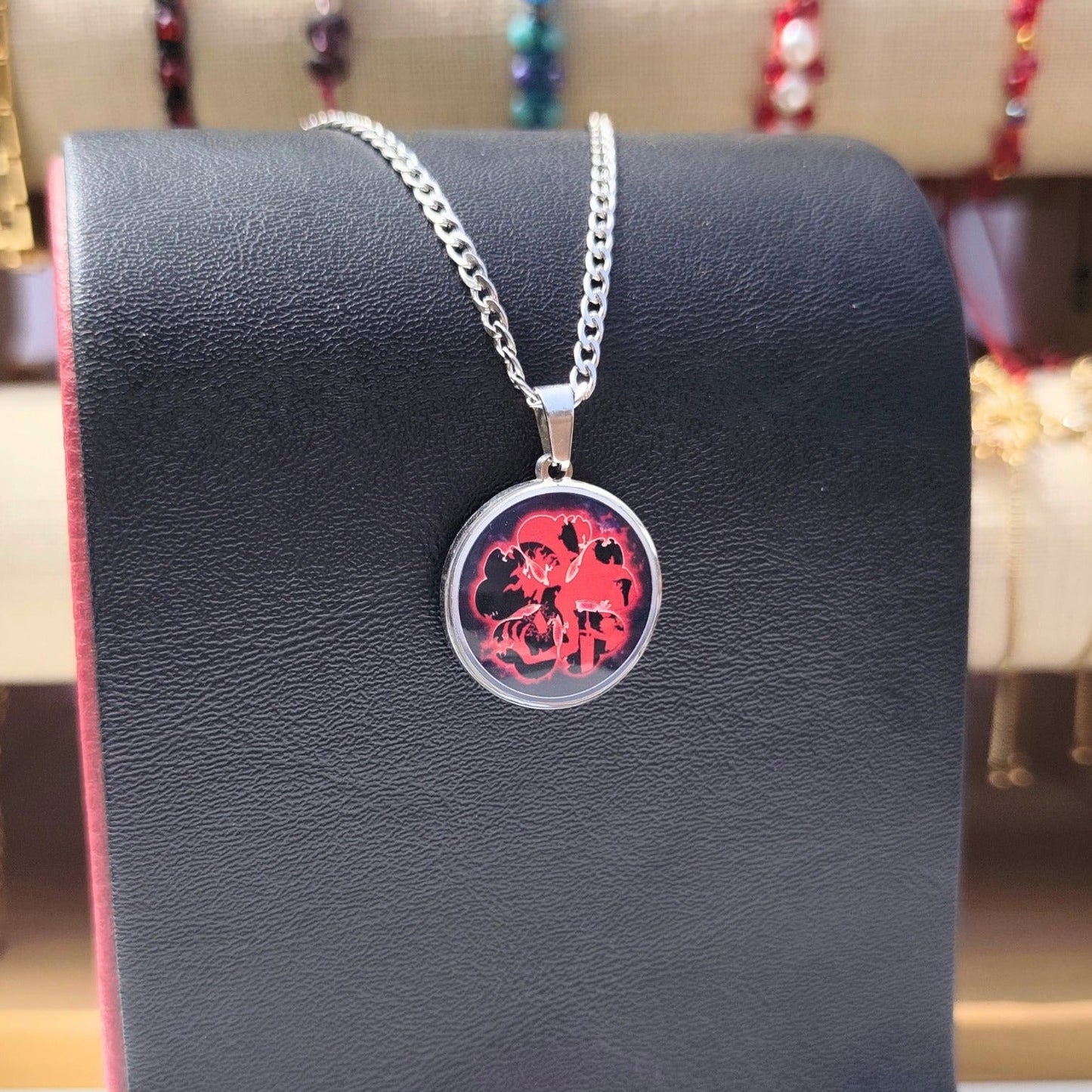 Collar Black Clover | Trébol de 5 Hojas