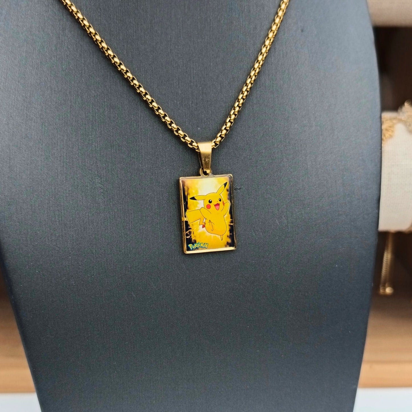 Collar Pokémon | Pikachu