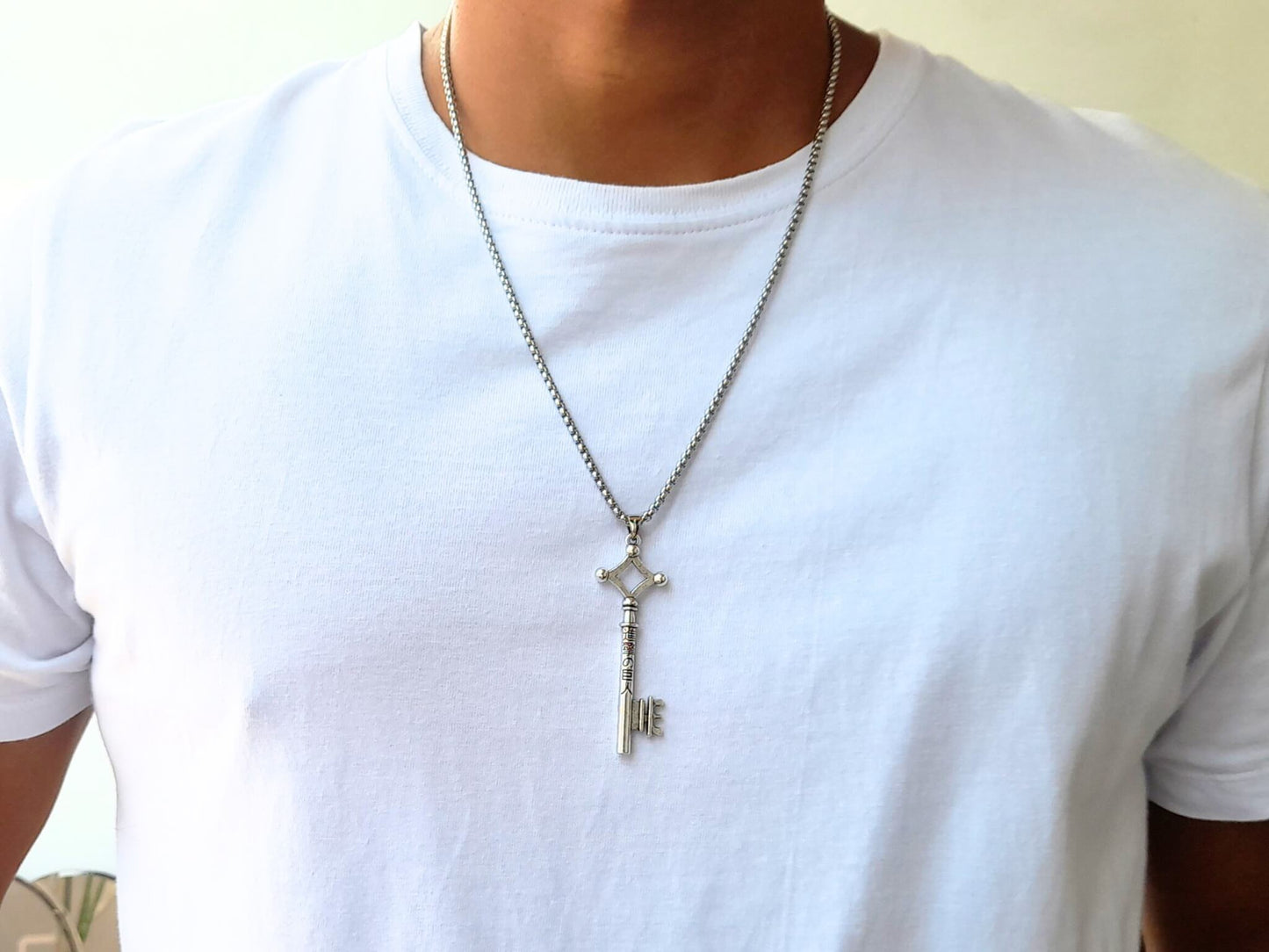 Collar Llave de Eren Yeager