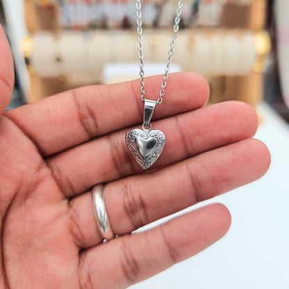 Collar relicario Corazón Mini